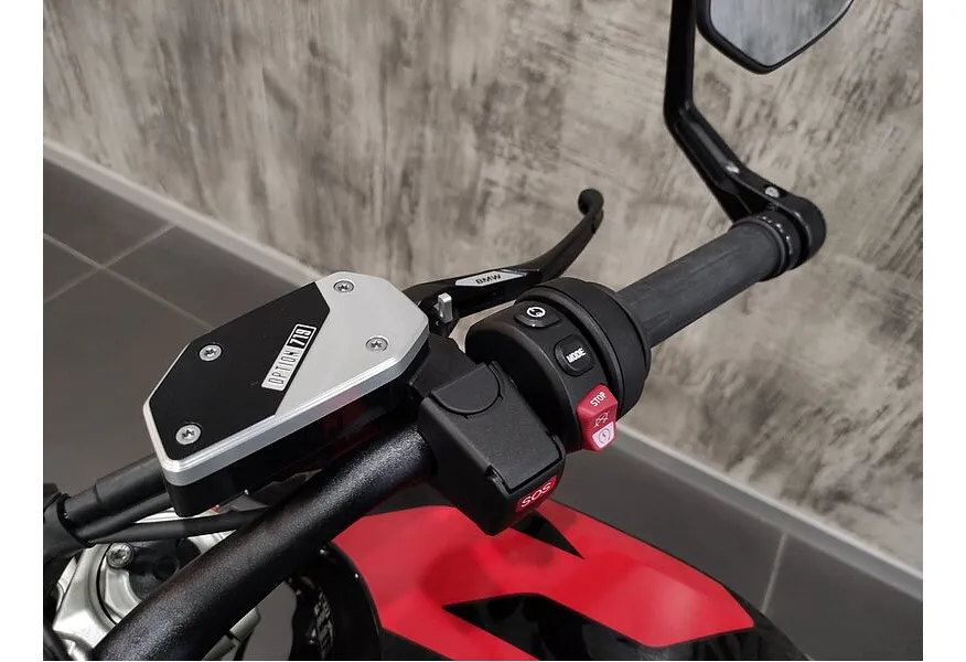 BMW Motorrad R 1300 R R 1300 R 1300 см³ (145 л.с.) (145) 1300 Черный в АВИЛОН. Слайд №12