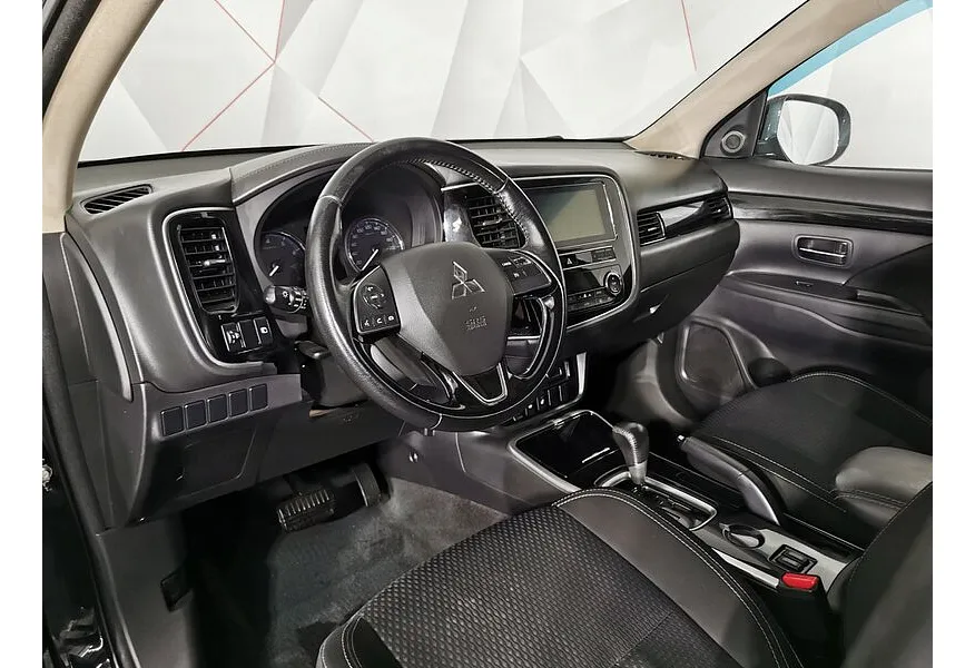 АВИЛОН - Mitsubishi Outlander 2.0 CVT (146 л.с.) Черный - slide 8