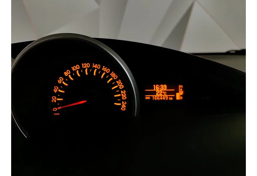 Toyota Verso 1.8 CVT (150 л.с.) Серебристый в АВИЛОН. Слайд №18