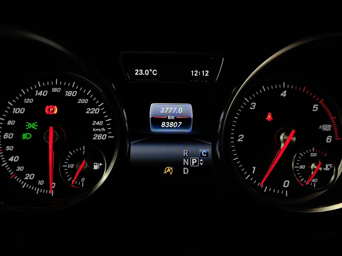 Mercedes-Benz GLE Купе 350 d 4MATIC 9G-TRONIC (249 л.с.) Особая серия Синий в АВИЛОН. Слайд №18