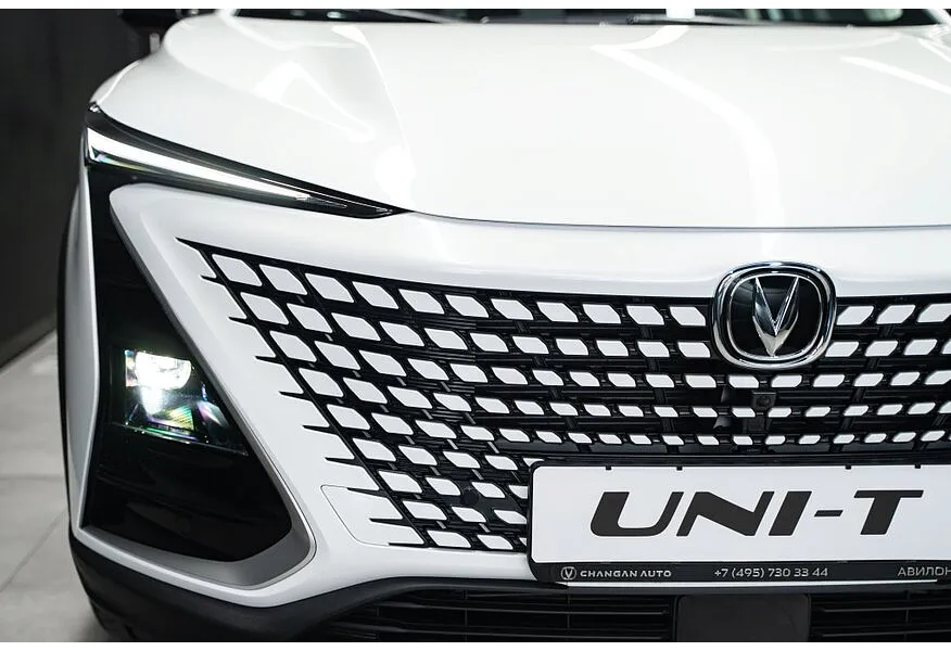 Changan UNI-T 1.5T 7DCT (167 л.с.) Tech Белый в АВИЛОН. Слайд №13