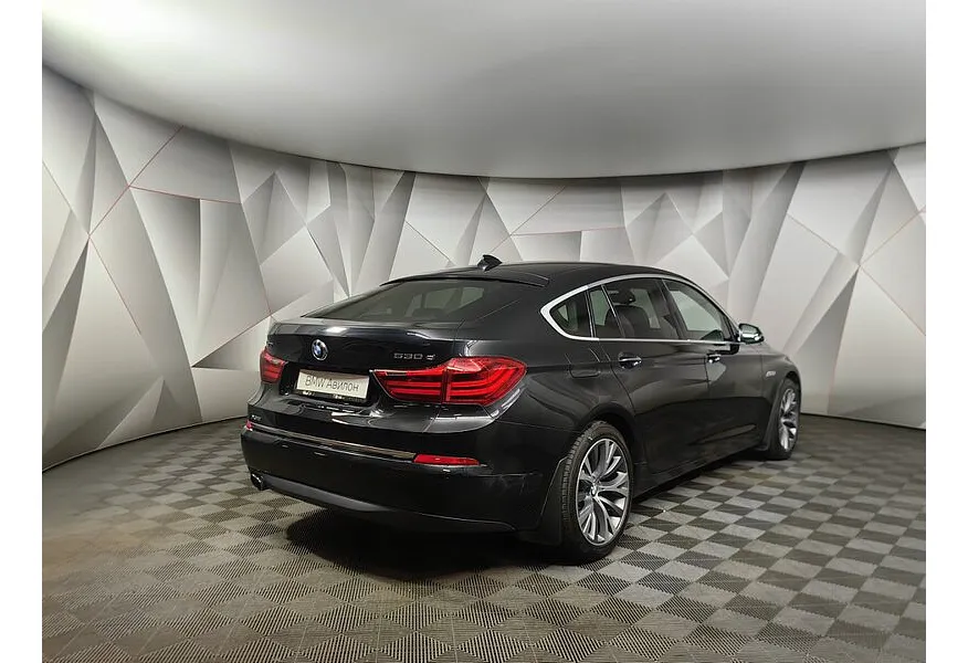 LIVE. Слайд №6