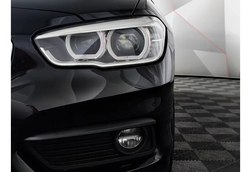 BMW 1 серия 116i AT (136 л.с.) Черный в АВИЛОН. Слайд №8