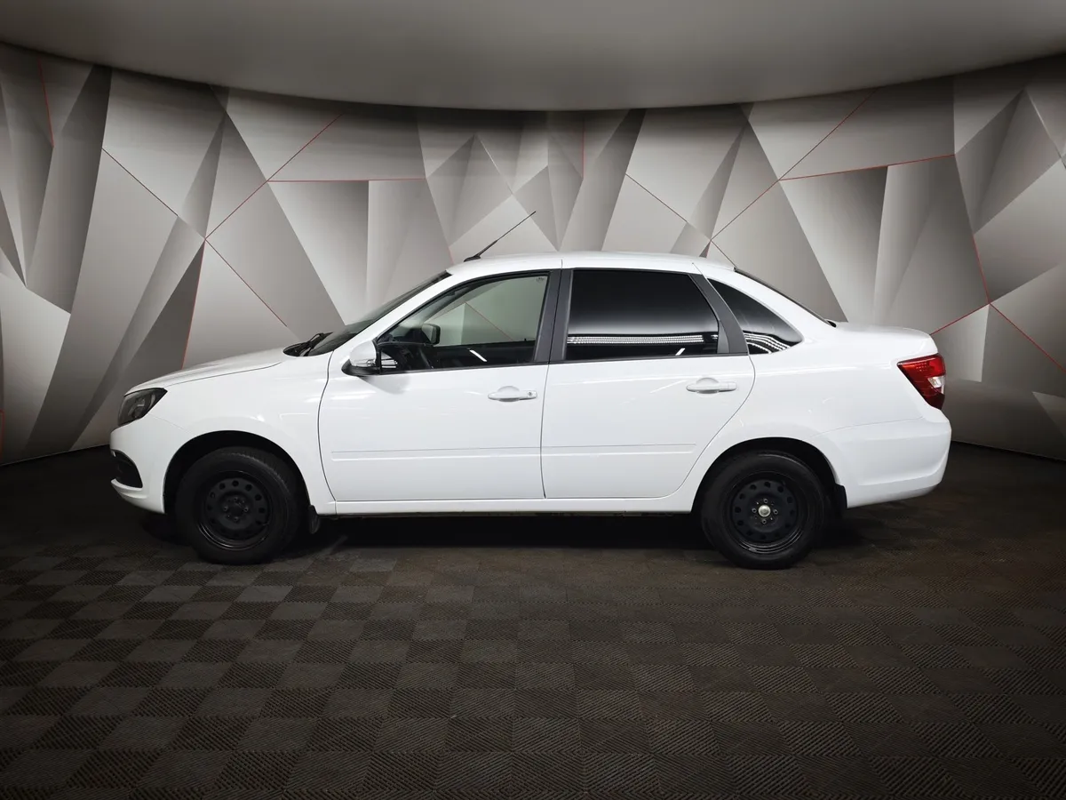 ВАЗ (Lada) Granta 1.6 MT 8кл (87 л.с.) Белый в АВИЛОН. Слайд №5