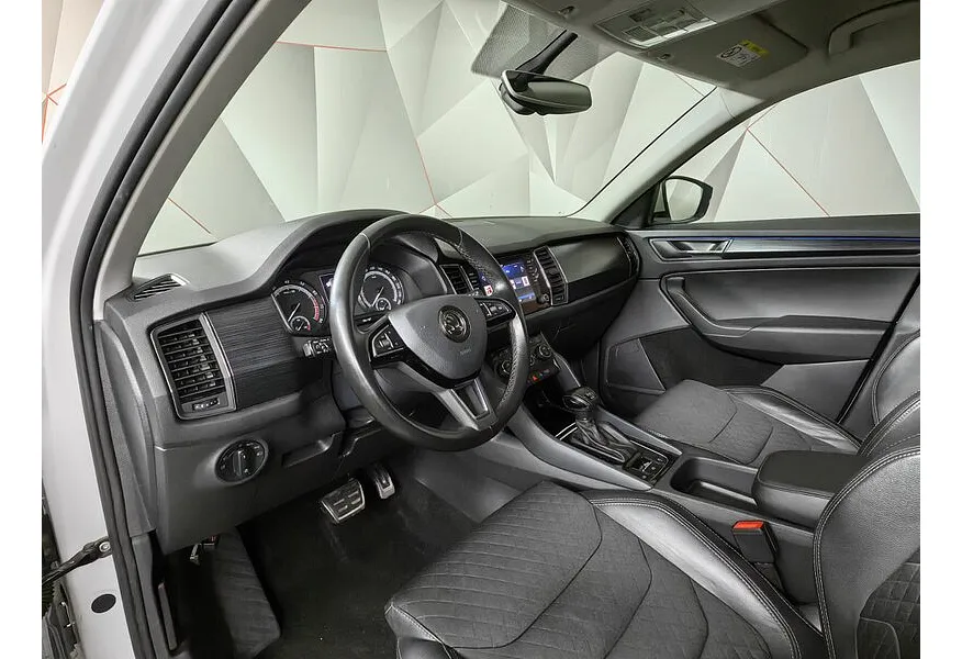 АВИЛОН - Skoda Kodiaq 1.4 TSI DSG 4X4 (150 л.с.) Белый - slide 14