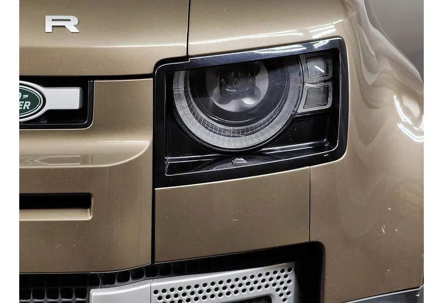 Land Rover Defender 2.0 TD AT (200 л.с.) SE Коричневый в АВИЛОН. Слайд №10