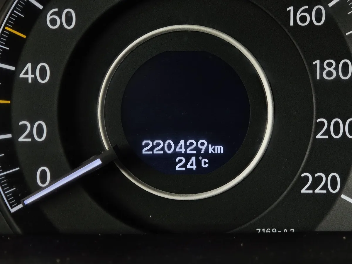 Honda CR-V 2.4 CVT 4x4 (188 л.с.) Executive Черный в АВИЛОН. Слайд №18