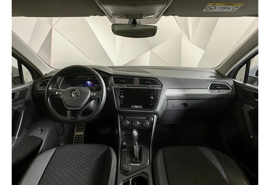 Volkswagen Tiguan 2.0 TSI 4Motion AT (180 л.с.) Status Белый в АВИЛОН. Слайд №9