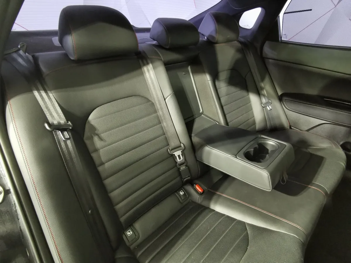Kia Optima 2.0 T AT (245 л.с.) Черный в АВИЛОН. Слайд №16