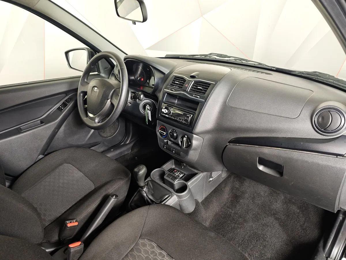 ВАЗ (Lada) Granta 1.6 MT 8кл (87 л.с.) Черный в АВИЛОН. Слайд №13