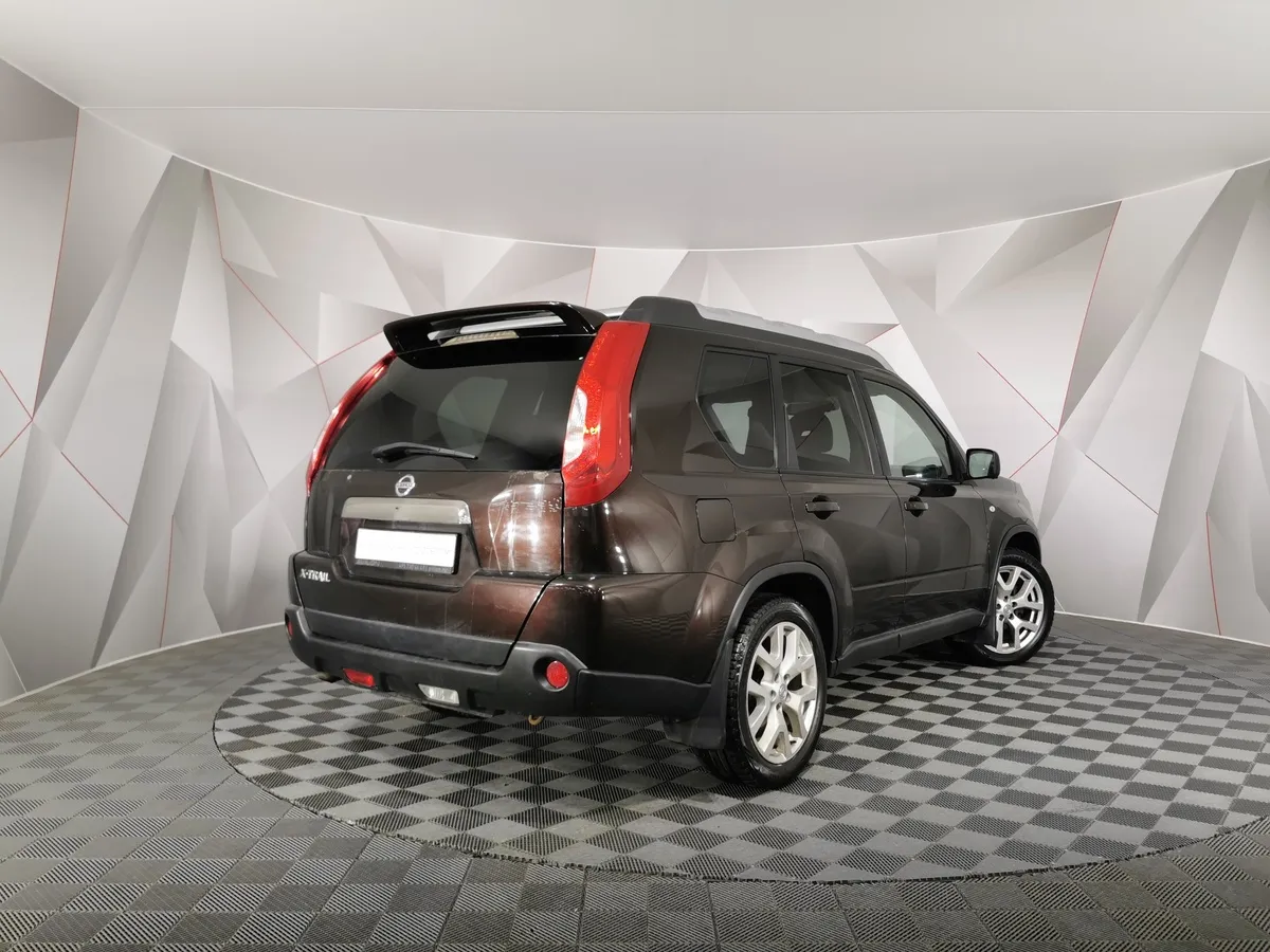 Nissan X-Trail 2.0 CVT AWD (141 л.с.) Красный в АВИЛОН. Слайд №2