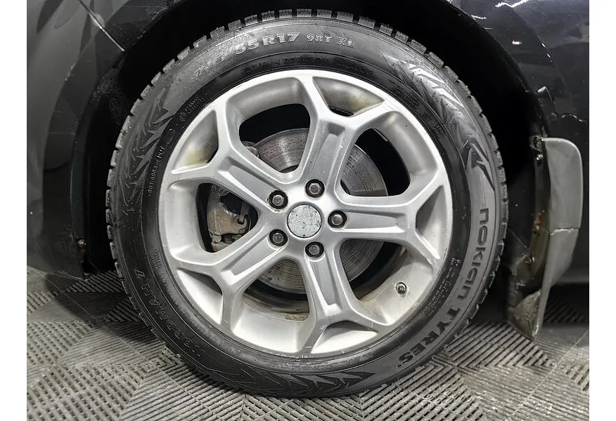 Ford Mondeo 2.3 AT (161 л.с.) Ambiente Черный в АВИЛОН. Слайд №9