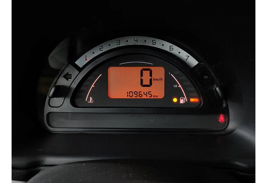 Citroen C3 1.4 MT (75 л.с.) Синий в АВИЛОН. Слайд №19