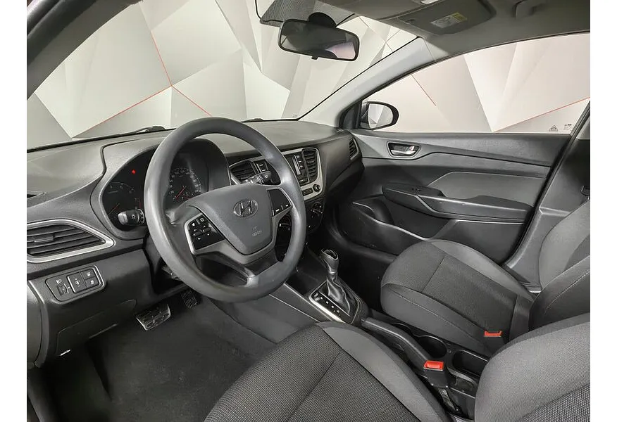 Hyundai Solaris 1.6 AT (123 л.с.) Comfort Серый в АВИЛОН. Слайд №19 Hyundai Solaris 1.6 AT (123 л.с.) Comfort Серый в АВИЛОН. Слайд №19