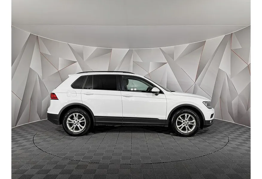 Volkswagen Tiguan 1.4 TSI BlueMotion MT (125 л.с.) Comfortline Белый в АВИЛОН. Слайд №6