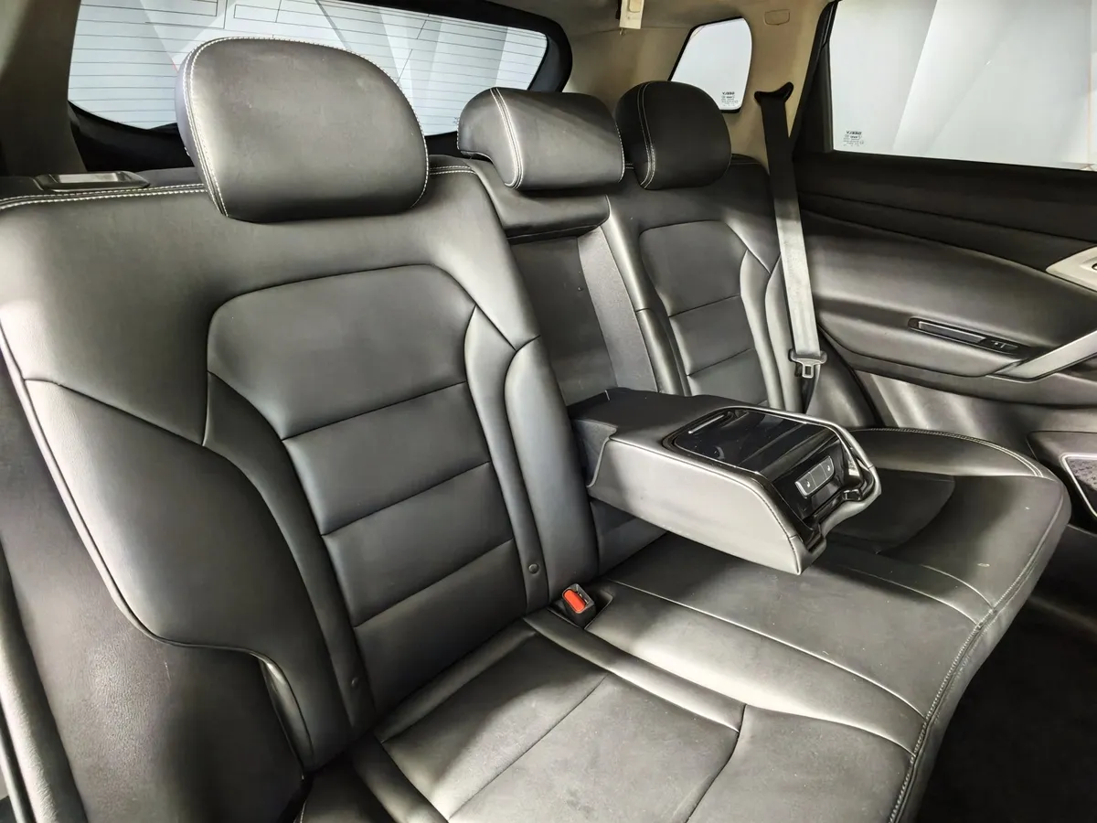 Geely Atlas 2.4 AT AWD (148 л.с.) Standard Черный в АВИЛОН. Слайд №16
