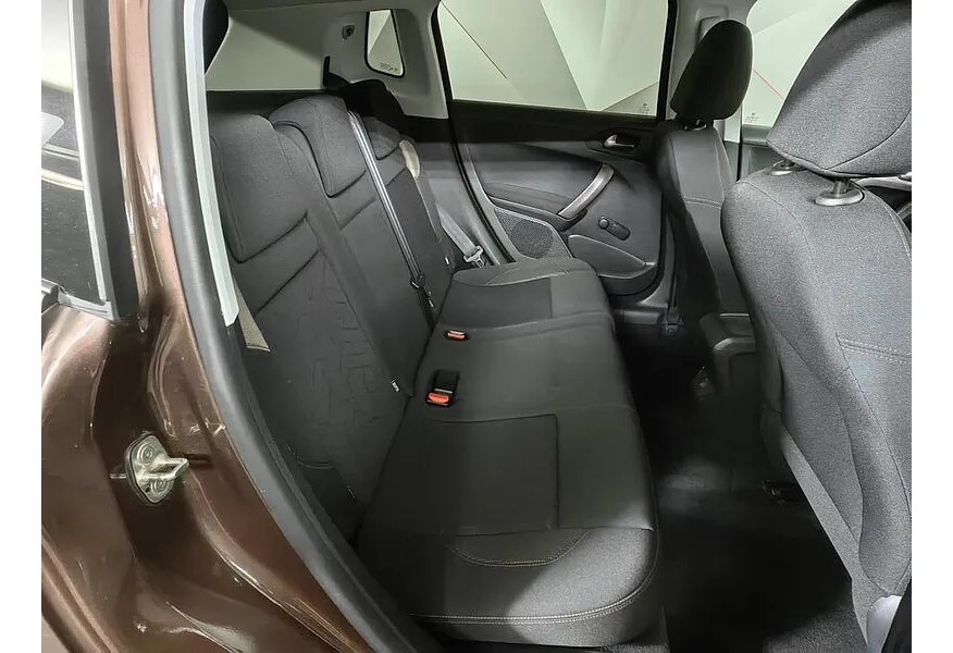 Peugeot 2008 1.6 VTi MT (115 л.с.) Коричневый в АВИЛОН. Слайд №15