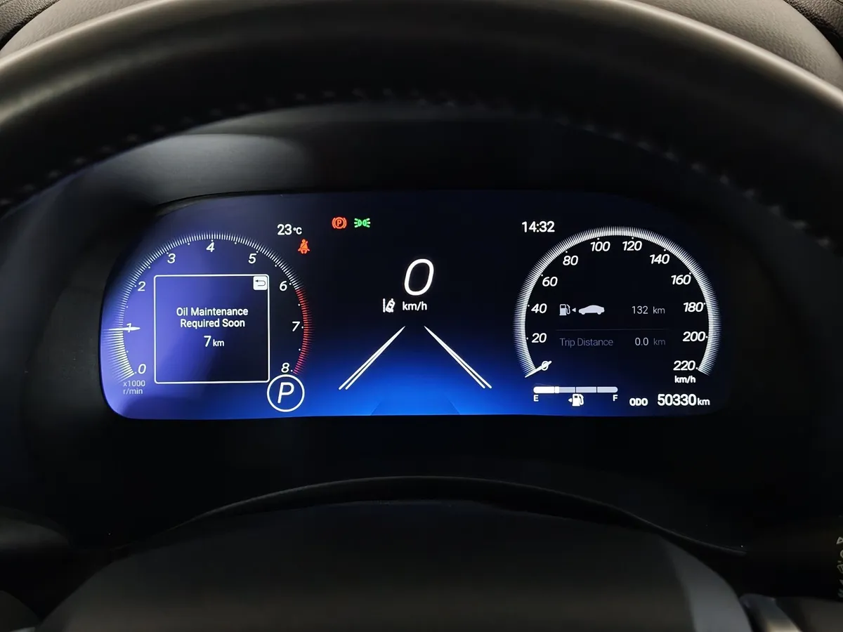 Toyota Highlander 2.0T AT 4WD (248 л.с.) Noble Version Черный в АВИЛОН. Слайд №18