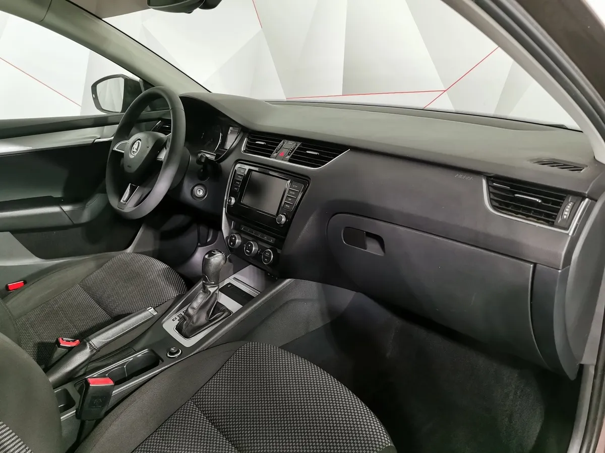 Skoda Octavia 1.4 TSI DSG (150 л.с.) Ambition Коричневый в АВИЛОН. Слайд №12