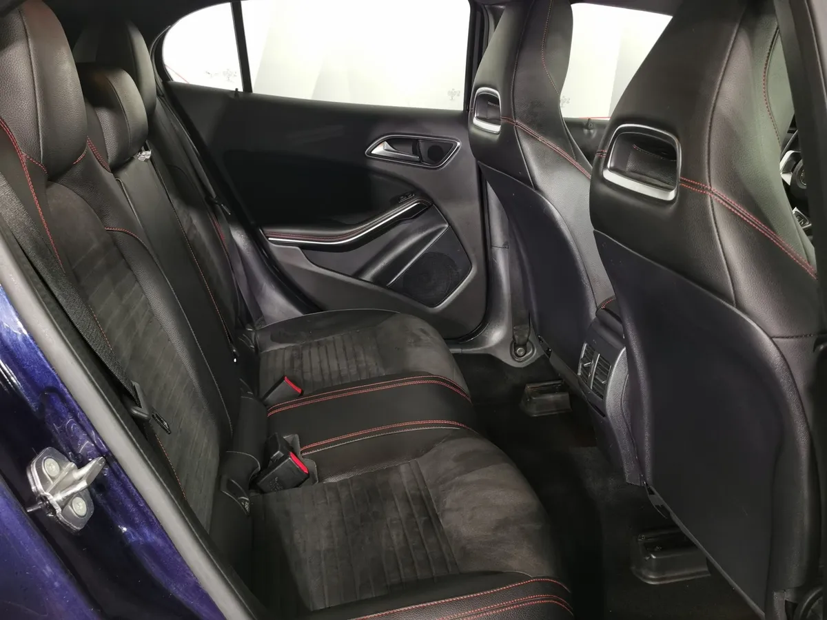 Mercedes-Benz GLA 250 7G-DCT 4MATIC (211 л.с.) Особая серия Синий в АВИЛОН. Слайд №15