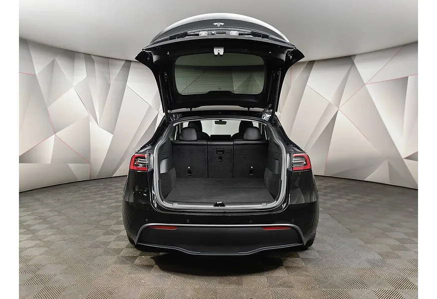 Tesla Model Y Long Range AWD AT (346 л.с.)  Черный в АВИЛОН. Слайд №19