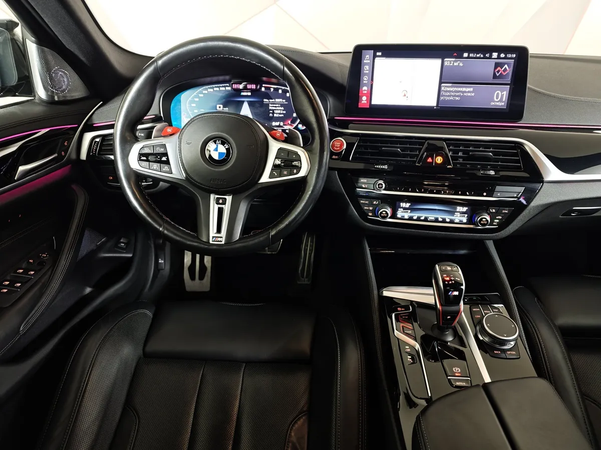 BMW M5 4.4 Steptronic xDrive (625 л.с.) SE Черный в АВИЛОН. Слайд №15