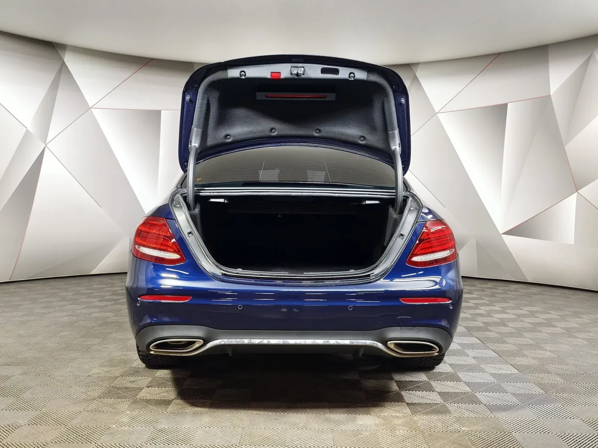Mercedes-Benz E-Класс E 200 T BlueEfficiency 7G-Tronic Plus (184 л.с.) Белый в АВИЛОН. Слайд №12