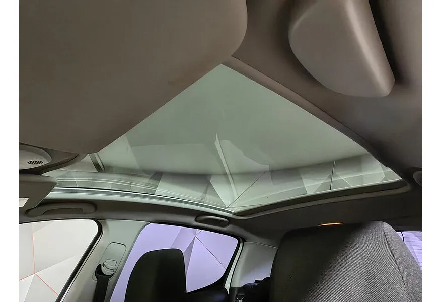 Peugeot 308 1.6 VTi AT (120 л.с.) Белый в АВИЛОН. Слайд №20