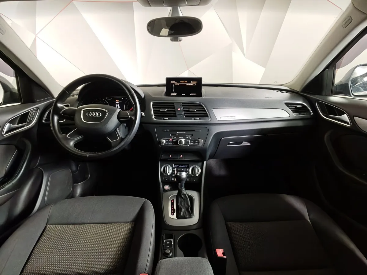 Audi Q3 2.0 TFSI quattro S tronic (170 л.с.) Серый в АВИЛОН. Слайд №14