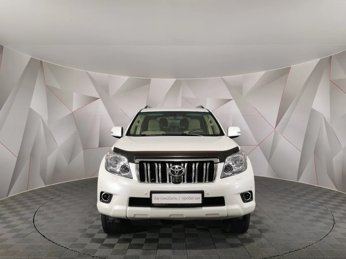 Toyota Land Cruiser Prado 4.0 AT 4WD (282 л.с.) Белый в АВИЛОН. Слайд №7