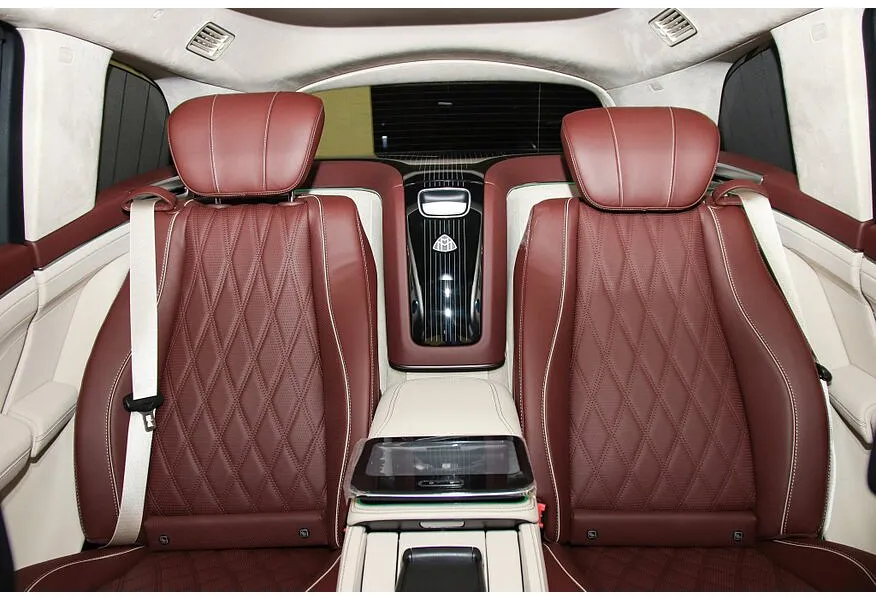 Mercedes-Benz GLS 600 9G-Tronic 4Matic (557 л.с.) Черный в АВИЛОН. Слайд №9