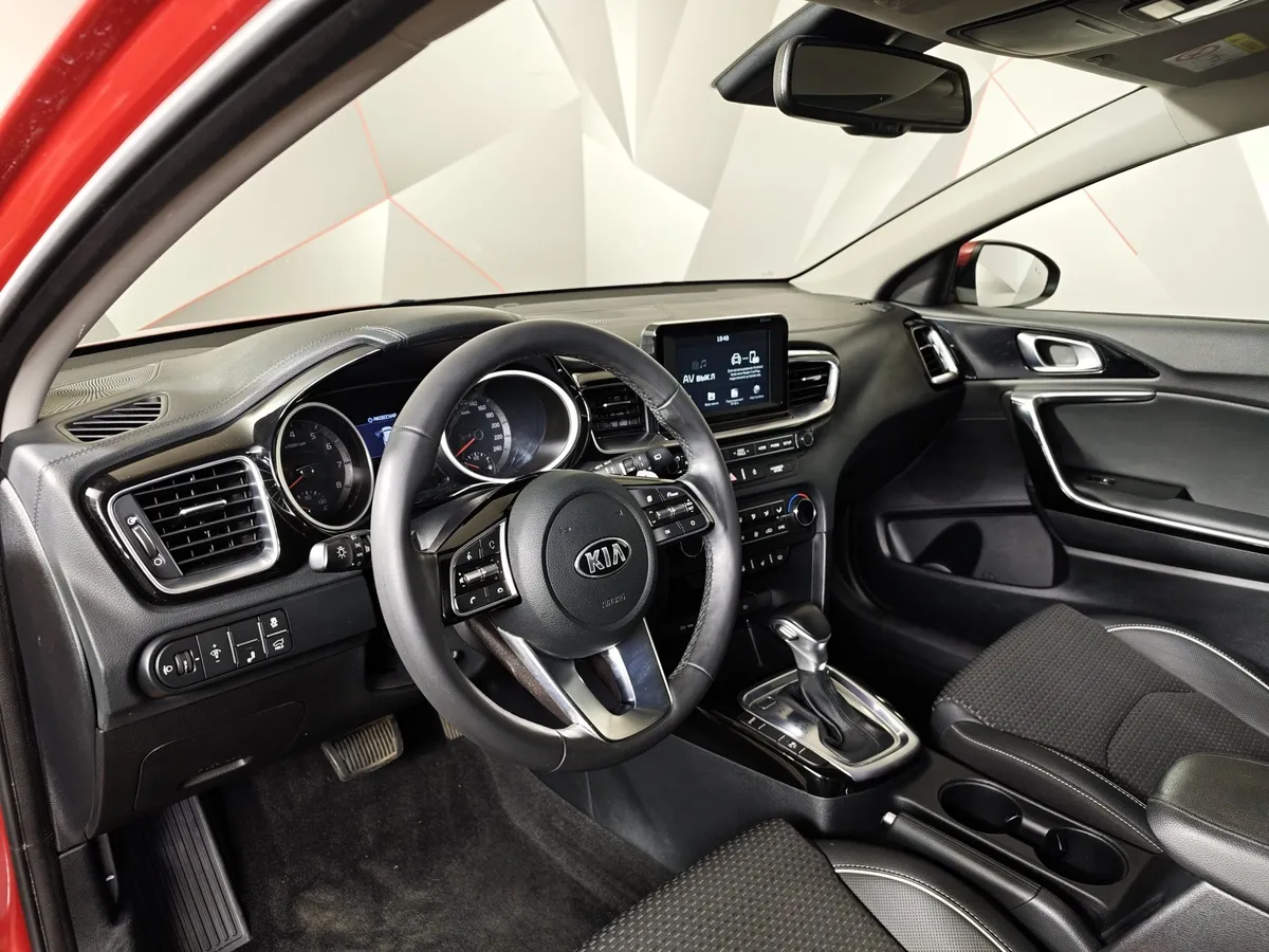 Kia Ceed 1.6 MPI AT (128 л.с.) Prestige Красный в АВИЛОН. Слайд №19