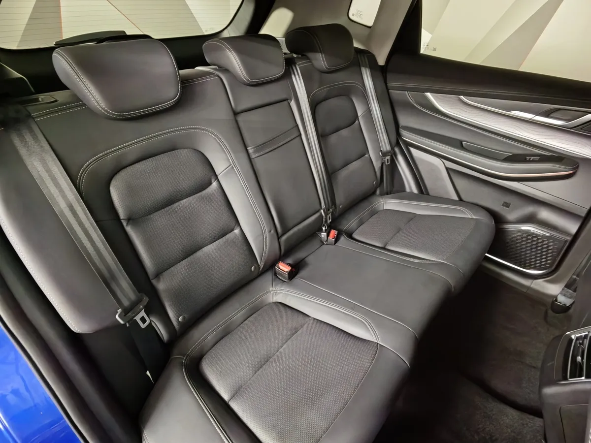 EXEED LX 1.6T DCT 4WD (150 л.с) Premium Plus Синий в АВИЛОН. Слайд №16
