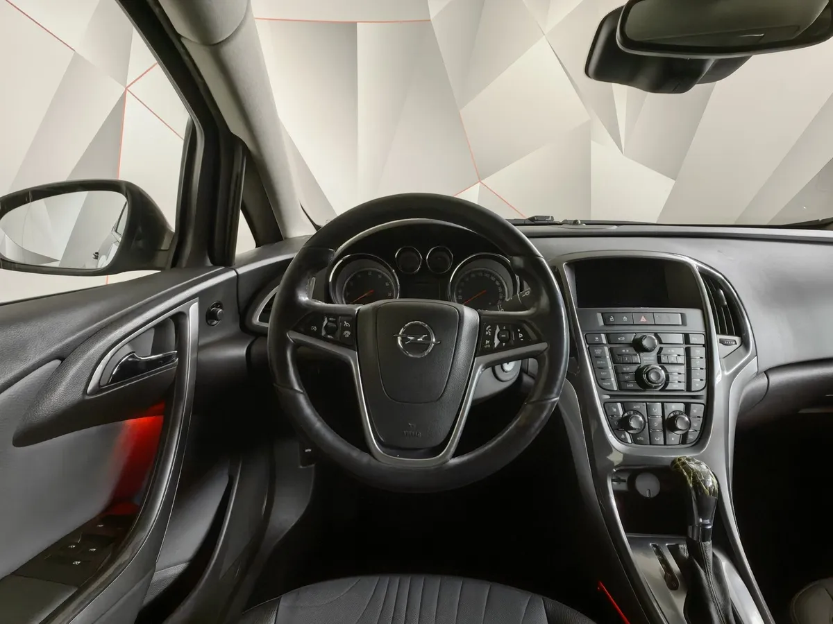 Opel Astra 1.4 Turbo AT (140 л.с.) Серый в АВИЛОН. Слайд №19
