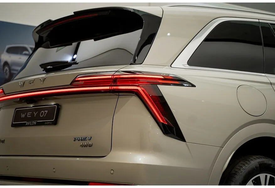 АВИЛОН - WEY 07 1.5 PHEV DHT AT 4WD (517 л.с.) Premium Золотой - slide 14