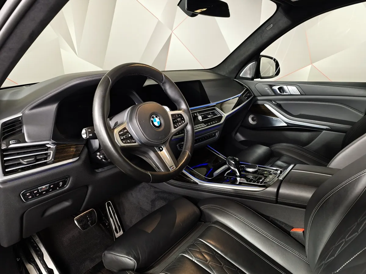 BMW X7 xDrive40d Steptronic (340 л.с.) Базовая (Локальная сборка) Черный в АВИЛОН. Слайд №12