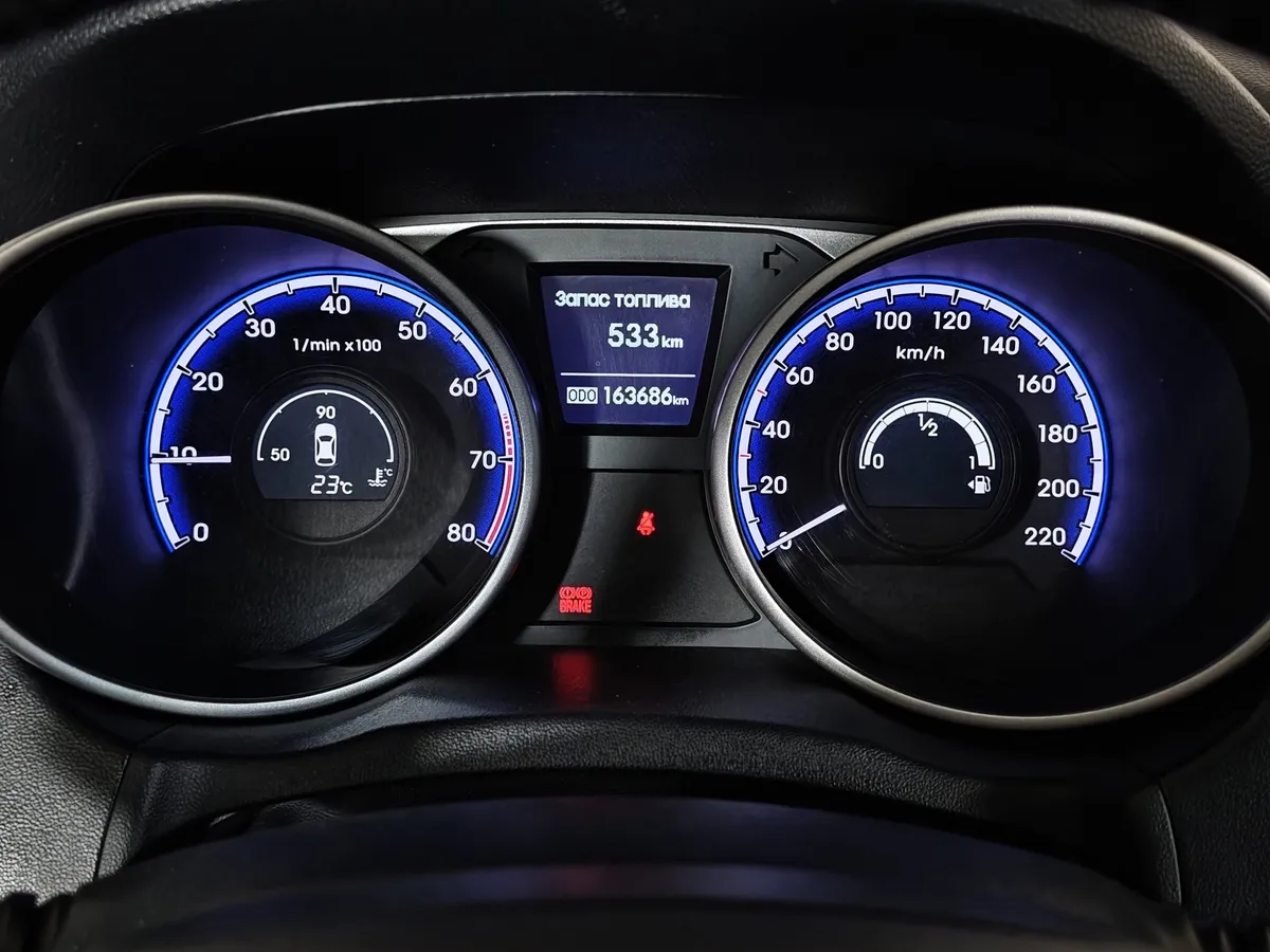 Hyundai ix35 2.0 CRDi MT 4WD (136 л.с.) Comfort Синий в АВИЛОН. Слайд №17