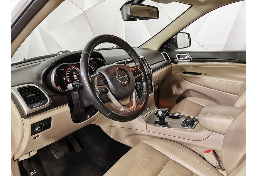 Jeep Grand Cherokee 3.6 AT AWD (286 л.с.) Белый в АВИЛОН. Слайд №19