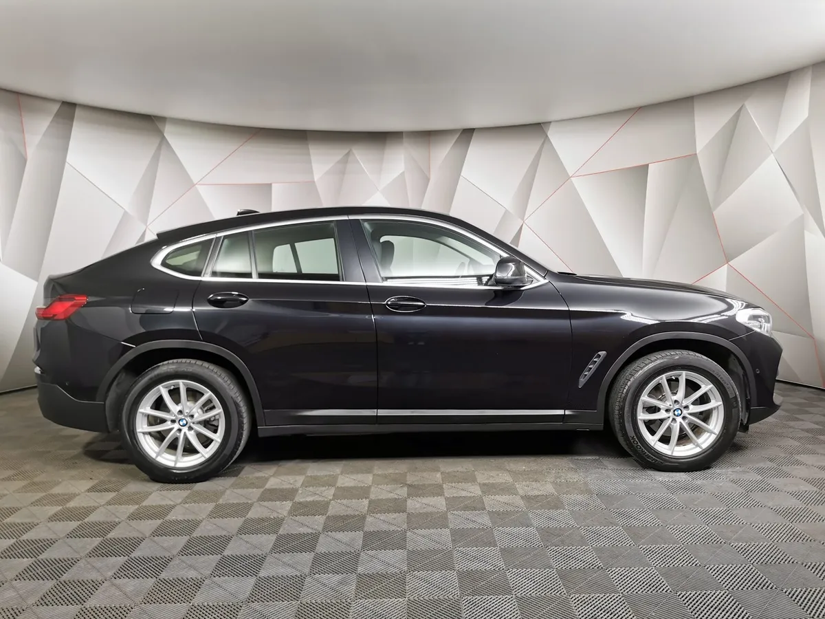 BMW X4 xDrive20i Steptronic (184 л.с.) Черный в АВИЛОН. Слайд №6