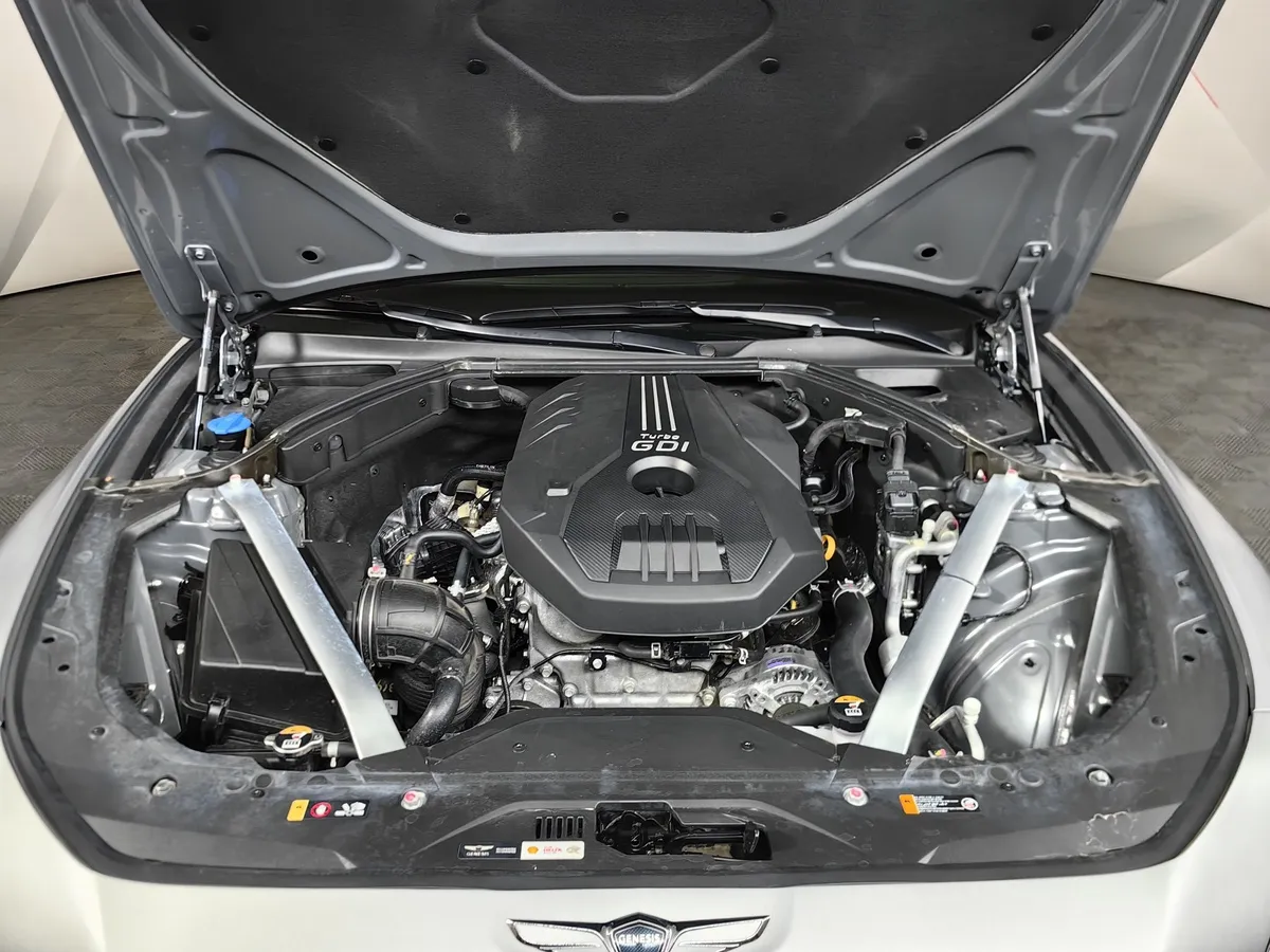 Genesis G70 2.0 T AT AWD (197 л.с.) Elegance + Sport Серый в АВИЛОН. Слайд №11