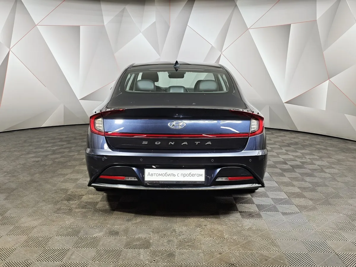 Hyundai Sonata 2.0 MPI (150 л.с.) Business Синий в АВИЛОН. Слайд №8