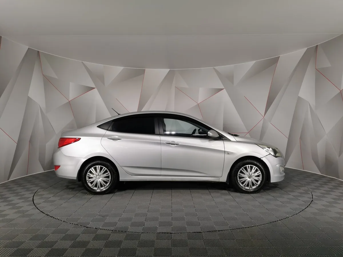 Hyundai Solaris 1.6 AT (123 л.с.) Comfort Серебристый в АВИЛОН. Слайд №6