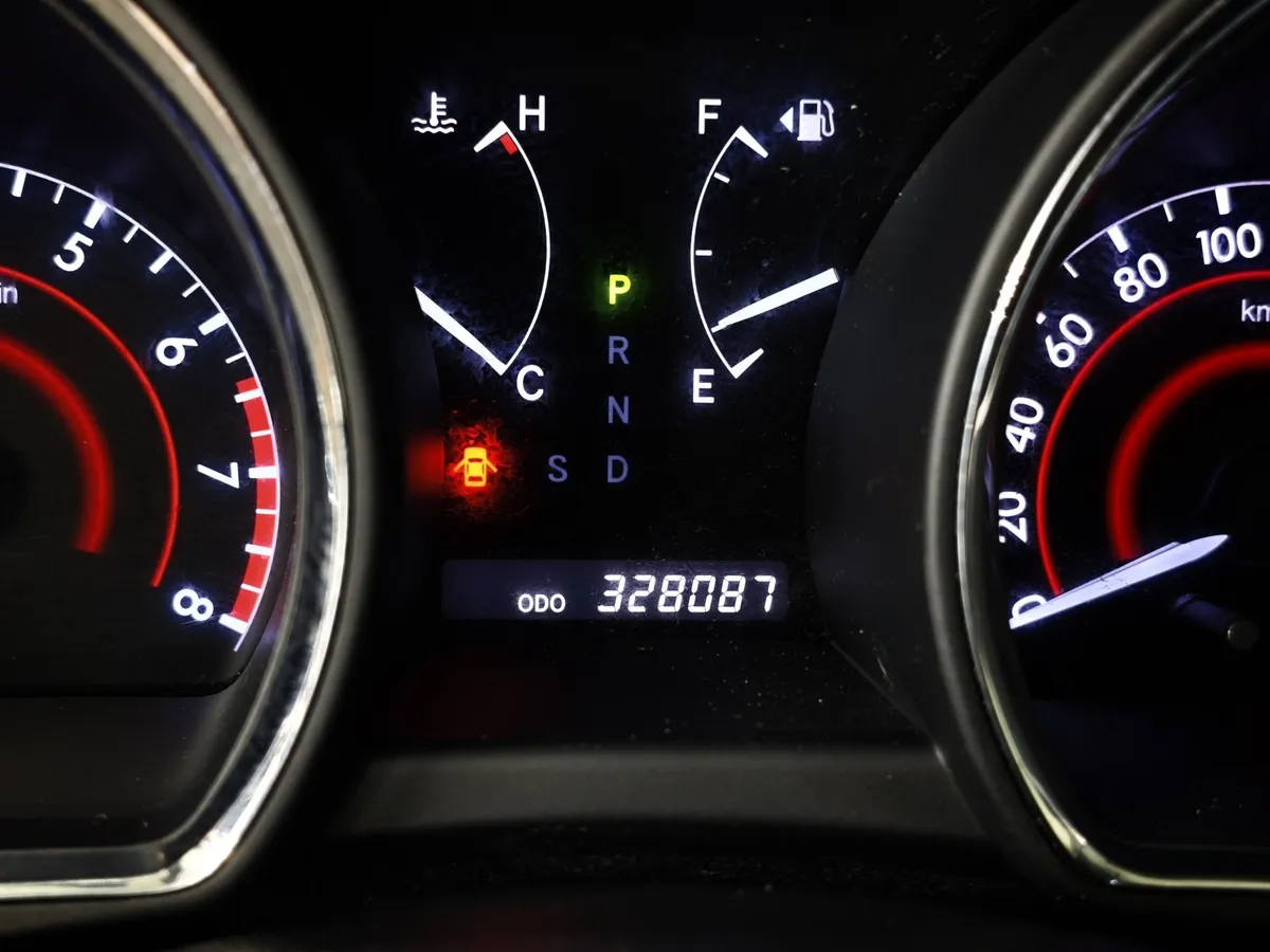 Toyota Highlander 3.5 AT 4WD (273 л.с.) Комфорт Белый в АВИЛОН. Слайд №18