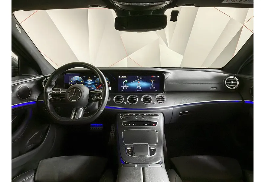 Mercedes-Benz E-Класс E 200 4MATIC 9G-TRONIC (184 л.с.) Sport Серый в АВИЛОН. Слайд №14