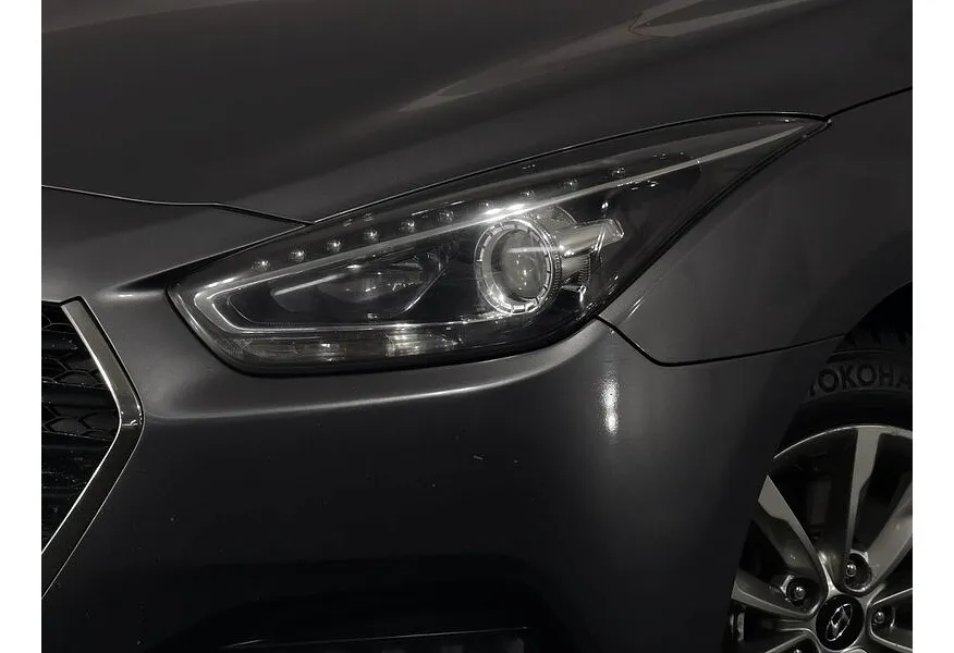 Hyundai i40 2.0 AT (150 л.с.) Comfort Серый в АВИЛОН. Слайд №10