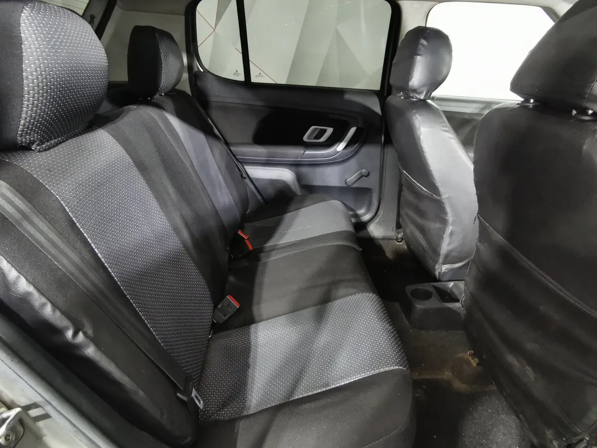 Skoda Fabia 1.2 MT (70 л.с.) Серый в АВИЛОН. Слайд №12