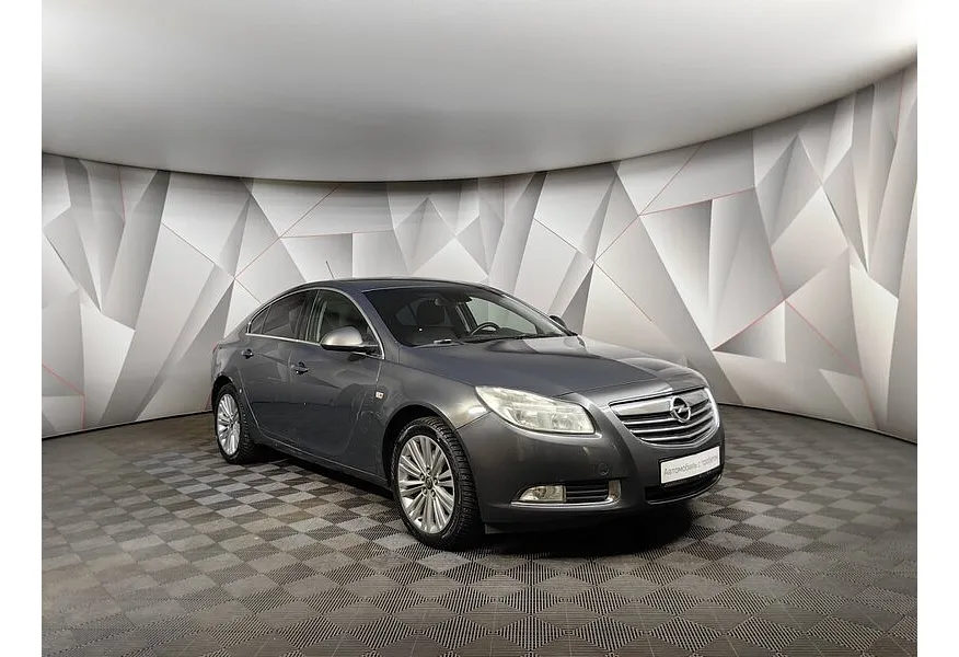 Opel Insignia 2.0 Turbo AT (220 л.с.) Серый в АВИЛОН. Слайд №3