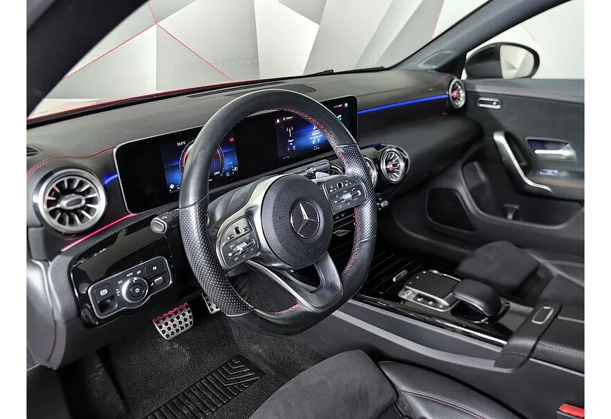 Mercedes-Benz CLA 200 7G-DCT (150 л.с.) Sport Красный в АВИЛОН. Слайд №19