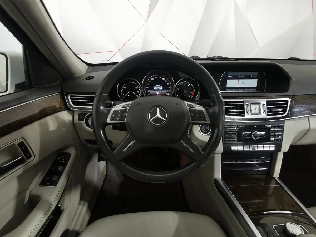 Mercedes-Benz E-Класс E 200 T BlueEfficiency 7G-Tronic Plus (184 л.с.) Белый в АВИЛОН. Слайд №18