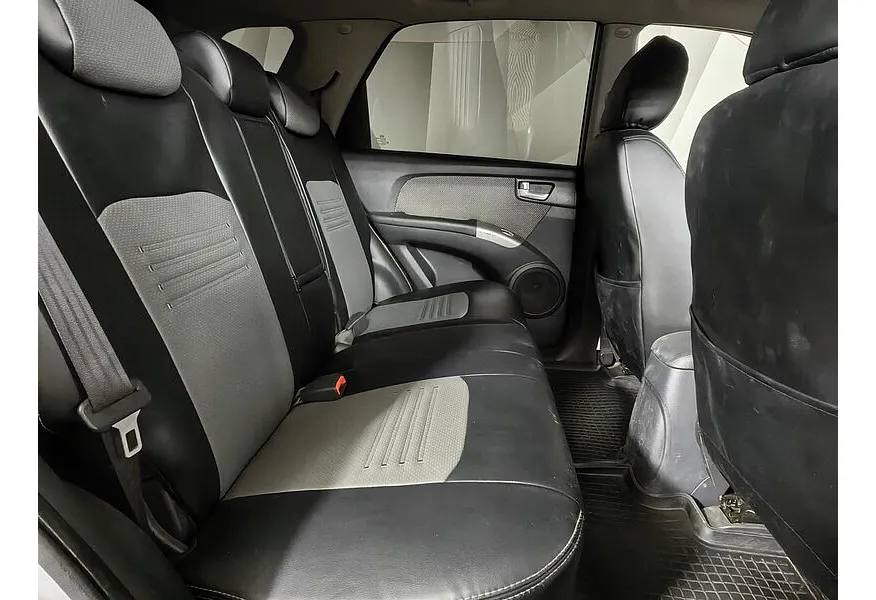 Kia Sportage 2.0 CRDi AT 4WD (112 л.с.) Серебристый в АВИЛОН. Слайд №15